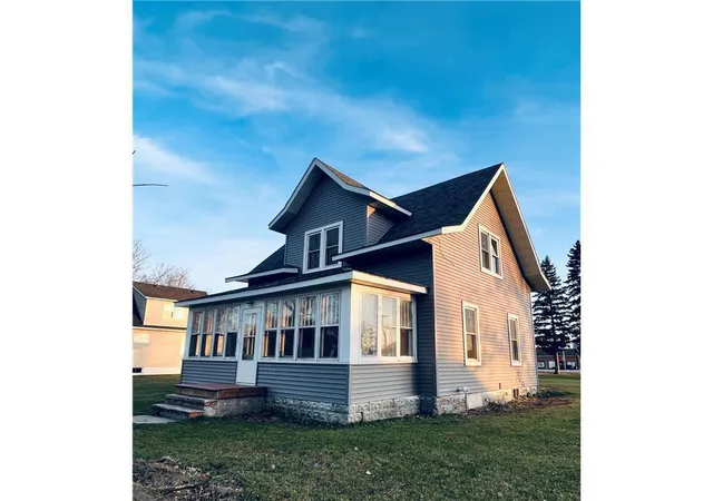 Photo 1 of Single family home for sale at 103 E 4th Street, Cyrus, MN 56323 | MLS# 7163438 | Listing updated on 2026-10-22
