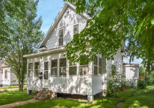 Photo 3 of Single family home for sale at 35 Hatten Ave, Rice Lake, WI 54868 | MLS# 7163460 | Listing updated on 2026-10-22