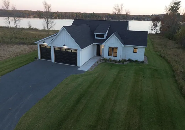 Photo 3 of Single family home for sale at 1625 Lake Ave, Luck, WI 54853 | MLS# 7163464 | Listing updated on 2026-10-22