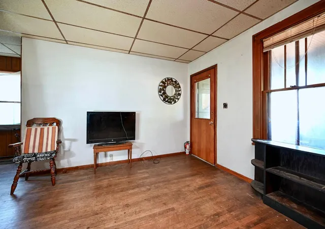 Photo 3 of Single family home for sale at 613 E 2nd Street, Winona, MN 55987 | MLS# 7163474 | Listing updated on 2026-10-22