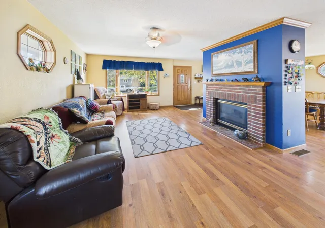 Photo 4 of Single family home for sale at 1131 34th Avenue N, Saint Cloud, MN 56303 | MLS# 7163564 | Listing updated on 2026-10-29