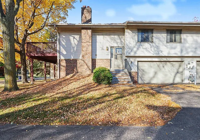 Photo 2 of Single family home for sale at 612 E 143rd Street, Burnsville, MN 55337 | MLS# 7163580 | Listing updated on 2026-10-23