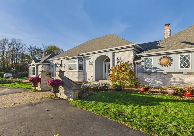 Photo 3 of Single family home for sale at 11832 County Rd 51, Saint Joseph, MN 56374 | MLS# 7163582 | Listing updated on 2026-10-23