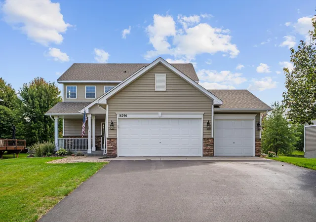 Single family home for sale at 16296 Fallbrook Dr, Lakeville, MN 55044 | MLS# 7163596