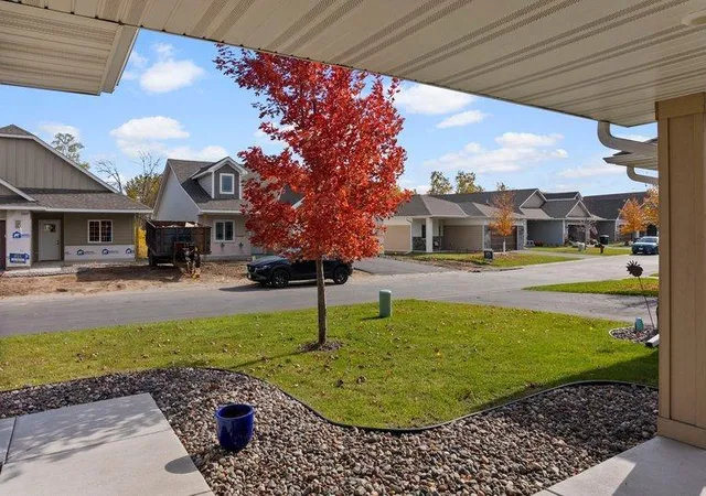 Photo 3 of Single family home for sale at 2899 Eastview Ct, Anoka, MN 55303 | MLS# 7163604 | Listing updated on 2026-10-29
