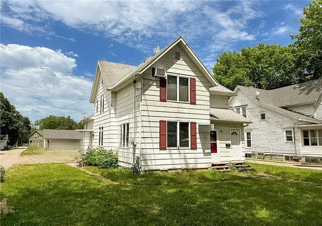 Photo 1 of Single family home for sale at 509 E 4th Street, Albert Lea, MN 56007 | MLS# 7163621 | Listing updated on 2026-10-23