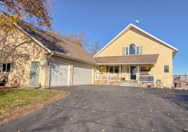 Photo 2 of Single family home for sale at 46136 Little Pine Loop, Perham, MN 56573 | MLS# 7163624 | Listing updated on 2026-10-23