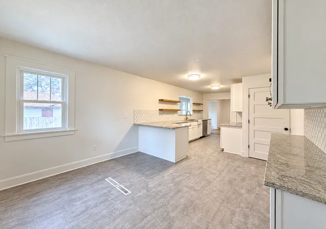 Photo 2 of Single family home for sale at 913 1st Street NW, Rochester, MN 55901 | MLS# 7163644 | Listing updated on 2026-10-24