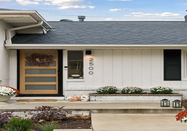 Photo 3 of Single family home for sale at 2500 Winfield Ave, Minneapolis, MN 55422 | MLS# 7163655 | Listing updated on 2026-10-29