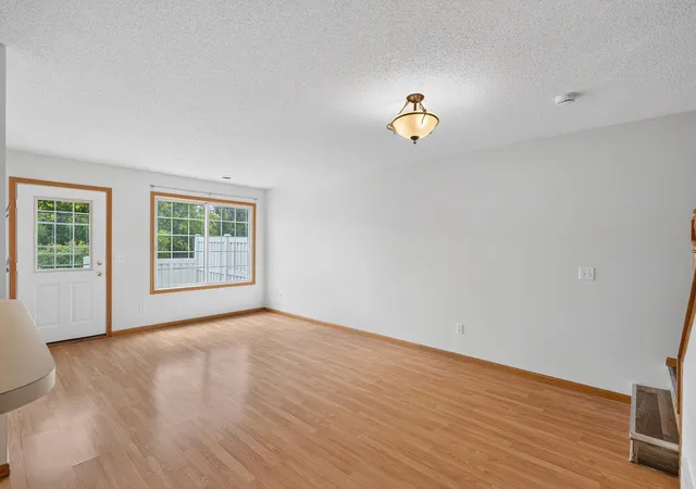 Photo 3 of Single family home for sale at 337 Leeward Trl, Saint Paul, MN 55129 | MLS# 7163662 | Listing updated on 2026-10-23