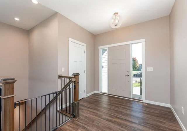Photo 3 of Single family home for sale at 1763 Raymond Dr, North Mankato, MN 56003 | MLS# 7163804 | Listing updated on 2026-10-23