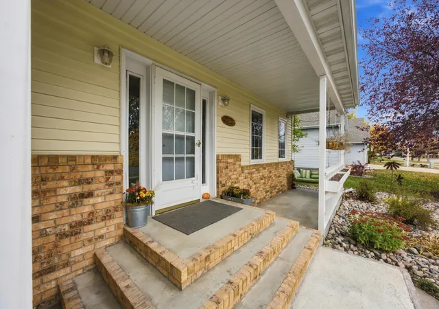Photo 3 of Single family home for sale at 512 12th Street E, West Fargo, ND 58078 | MLS# 7163823 | Listing updated on 2026-10-28