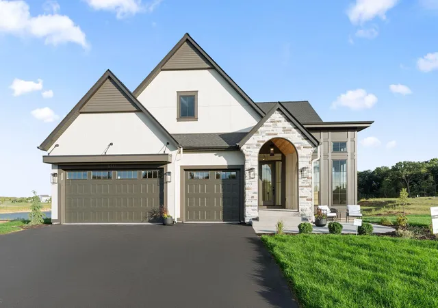 Photo 1 of Single family home for sale at 3961 White Oak Ln, Excelsior, MN 55331 | MLS# 7163851 | Listing updated on 2026-10-26
