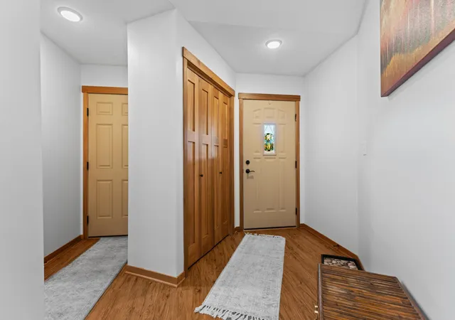 Photo 3 of Single family home for sale at 491 Limestone Ct Nw, Eyota, MN 55934 | MLS# 7163859 | Listing updated on 2026-10-23
