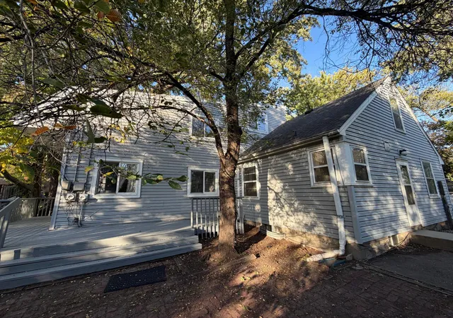 Photo 1 of Multi family home for sale at 829 25th Avenue Se, Minneapolis, MN 55414 | MLS# 7163900 | Listing updated on 2026-10-24
