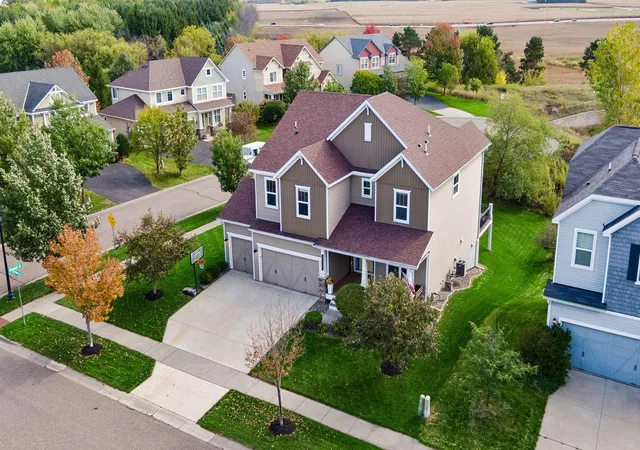 Photo 3 of Single family home for sale at 11645 Wagon Wheel Curv, Saint Paul, MN 55129 | MLS# 7163910 | Listing updated on 2026-10-23