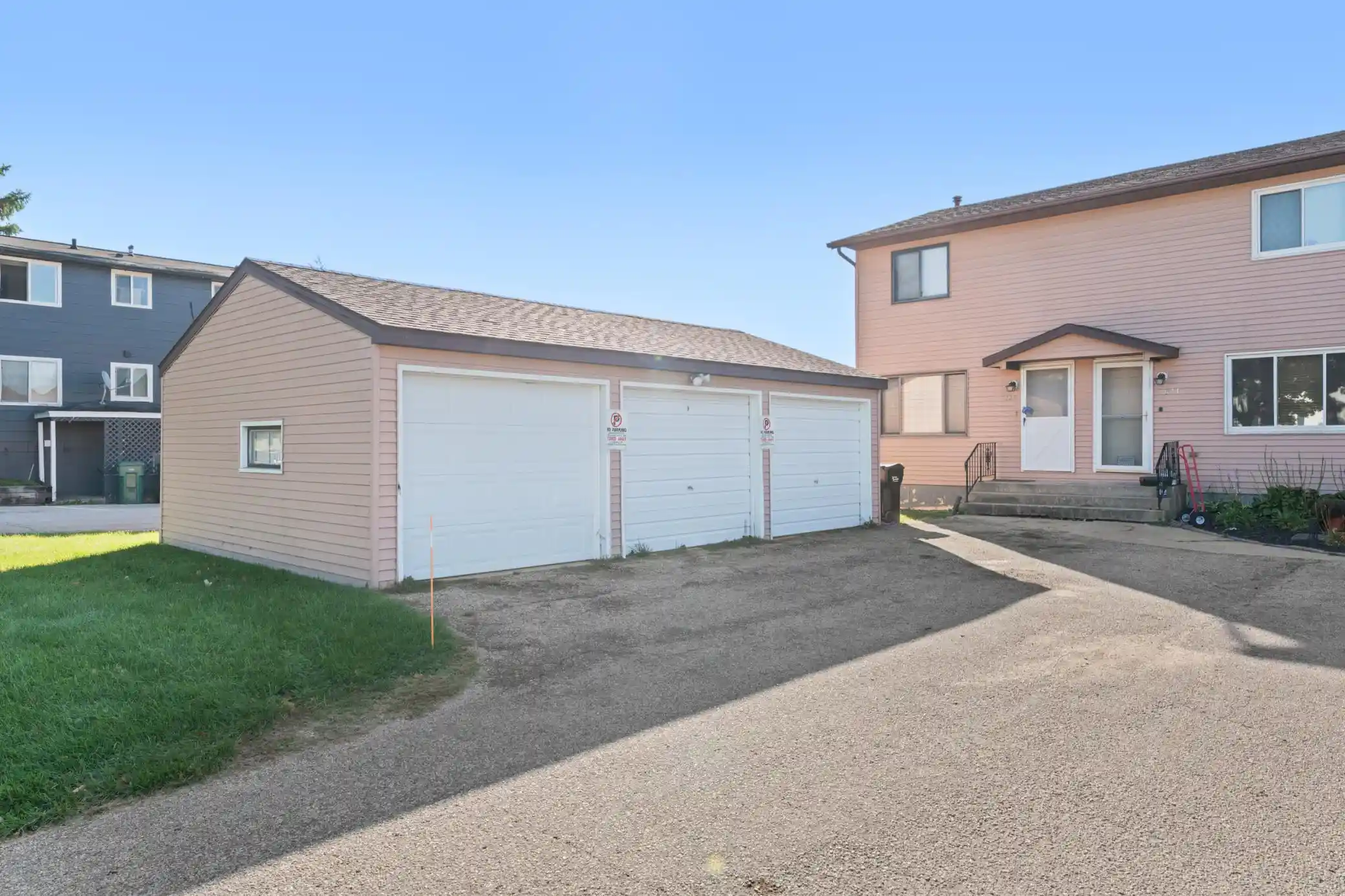 Listing Photo 2 - Condo for sale in 2828 24th St NW located at 2828 24th St NW, Rochester, MN 55901 - Unit 2828 24th Street NW