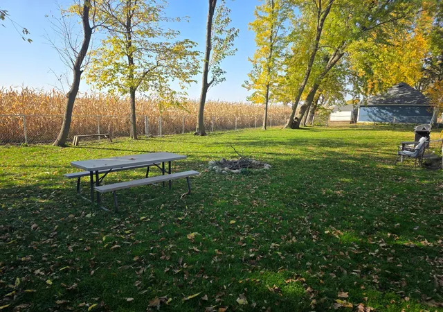 Photo 3 of Single family home for sale at 1904 22nd Drive SW, Austin, MN 55912 | MLS# 7163962 | Listing updated on 2026-10-23
