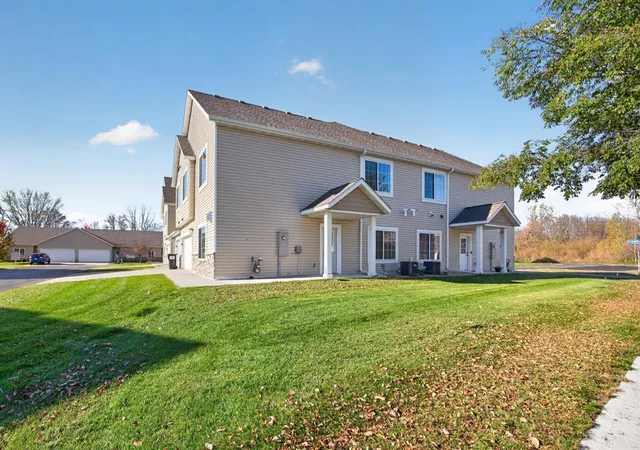 Photo 3 of Single family home for sale at 5299 Supalla Ct NW, Rochester, MN 55901 | MLS# 7163979 | Listing updated on 2026-10-23