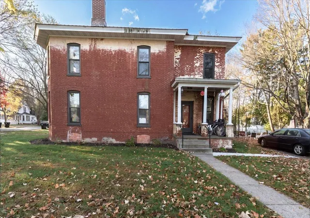 Photo 3 of Single family home for sale at 1103 8th Street E, Menomonie, WI 54751 | MLS# 7163982 | Listing updated on 2026-10-27