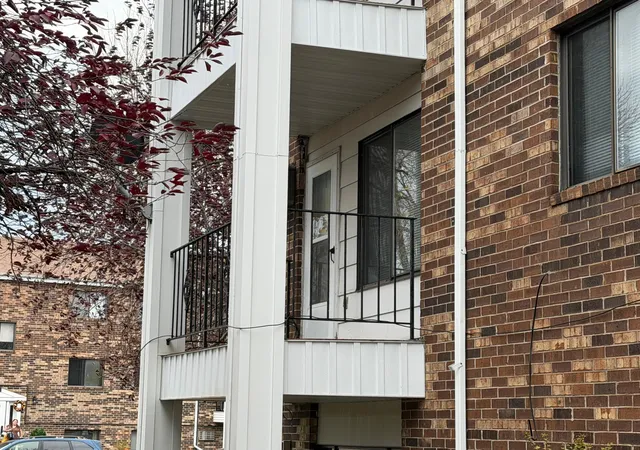Photo 3 of Condo for sale at 331 Prairiewood Cir S #206, Fargo, ND 58103 | MLS# 7163997 | Listing updated on 2026-10-29