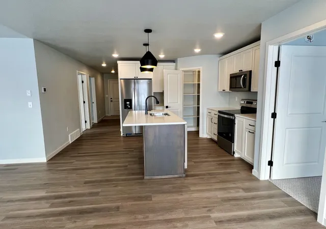 Photo 3 of Townhouse for sale at 1055 Village Ln, Detroit Lakes, MN 56501 | MLS# 7164026 | Listing updated on 2026-10-23