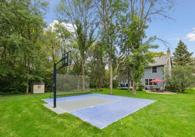 Single family home for sale at 26145 Oak Leaf Trl, Excelsior, MN 55331 | MLS# 7164034