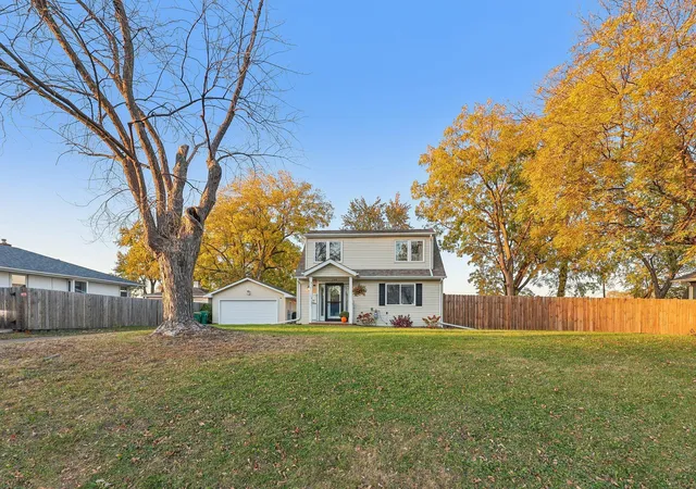 Photo 2 of Single family home for sale at 199 Butler Ave E, Saint Paul, MN 55118 | MLS# 7164045 | Listing updated on 2026-10-25