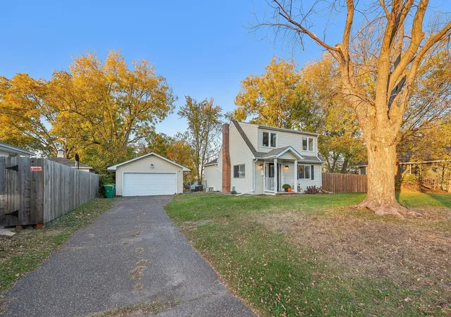 Photo 4 of Single family home for sale at 199 Butler Ave E, Saint Paul, MN 55118 | MLS# 7164045 | Listing updated on 2026-10-25