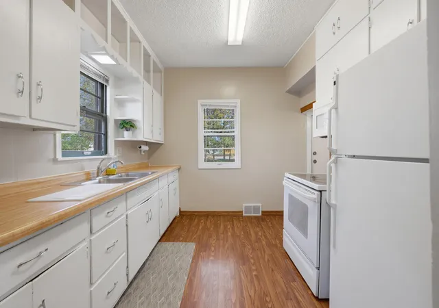 Photo 4 of House for sale at 529 2nd Street SE, Saint Cloud, MN 56304 | MLS# 7164086 | Listing updated on 2026-10-26