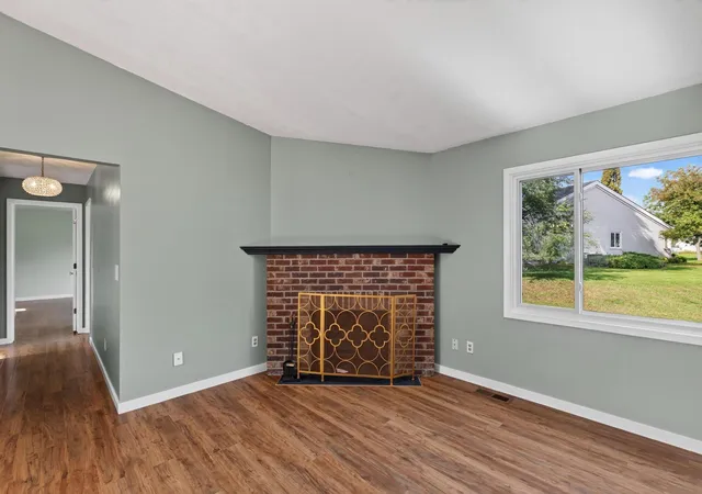 Photo 4 of Single family home for sale at 7440 Landau Curv, Bloomington, MN 55438 | MLS# 7164122 | Listing updated on 2026-10-27