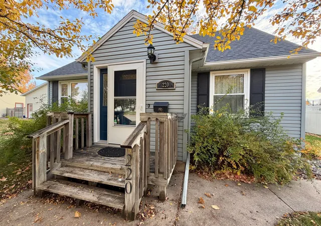 Single family home for sale at 220 Merriam Ave N, Thief River Falls, MN 56701 | MLS# 7164123