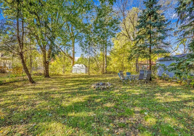 Photo 2 of Single family home for sale at 711 5th Avenue Se, Minneapolis, MN 55414 | MLS# 7164140 | Listing updated on 2026-10-23