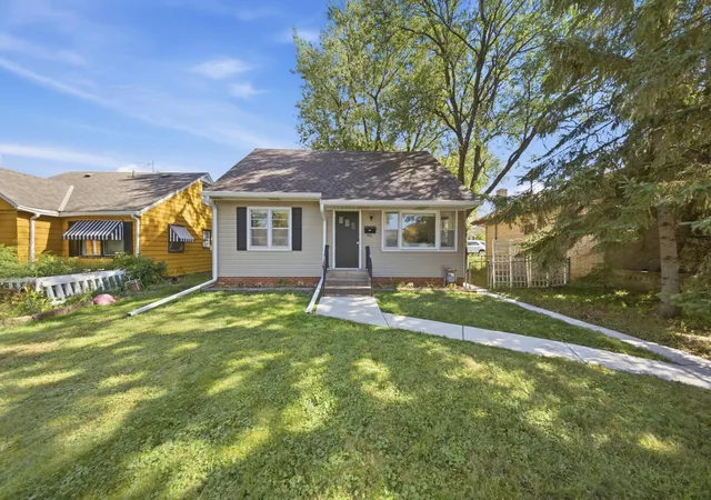 Photo 2 of Single family home for sale at 1446 Dale St N, Saint Paul, MN 55117 | MLS# 7164150 | Listing updated on 2026-10-23