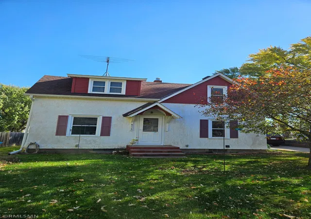 Photo 1 of Sale Pending at 816 11th Avenue, Howard Lake, MN 55349 | MLS# 7164153 | Listing updated on 2026-10-29