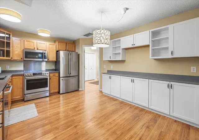 Photo 2 of Single family home for sale at 632 Bonita Cir, Delano, MN 55328 | MLS# 7164165 | Listing updated on 2026-10-29