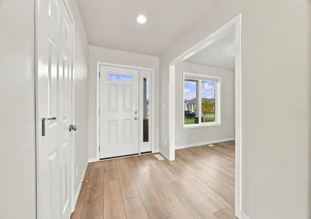 Photo 3 of Single family home for sale at 2528 N Pond Dr E, West Fargo, ND 58078 | MLS# 7164245 | Listing updated on 2026-10-24