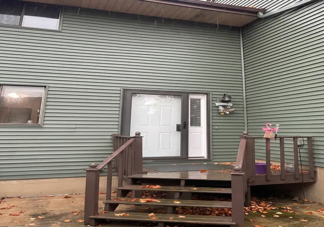 Photo 2 of Single family home for sale at 1807 Livingston Ave, Saint Paul, MN 55118 | MLS# 7164263 | Listing updated on 2026-10-24