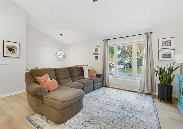 Photo 2 of Single family home for sale at 3506 Coachman Rd, Saint Paul, MN 55122 | MLS# 7164265 | Listing updated on 2026-10-29