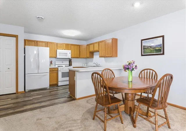 Photo 1 of Single family home for sale at 175 Kings Pointe Dr, Delano, MN 55328 | MLS# 7164273 | Listing updated on 2026-10-30