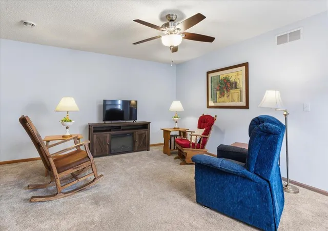 Photo 2 of Single family home for sale at 175 Kings Pointe Dr, Delano, MN 55328 | MLS# 7164273 | Listing updated on 2026-10-30