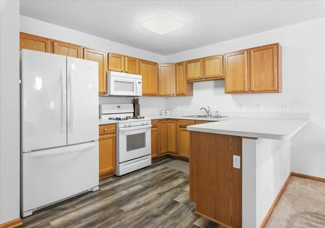 Photo 4 of Single family home for sale at 175 Kings Pointe Dr, Delano, MN 55328 | MLS# 7164273 | Listing updated on 2026-10-30