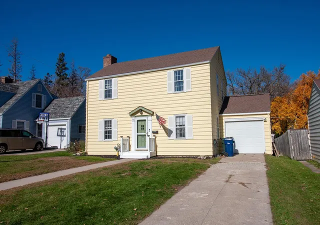 Single family home for sale at 924 W Cavour Ave, Fergus Falls, MN 56537 | MLS# 7164286