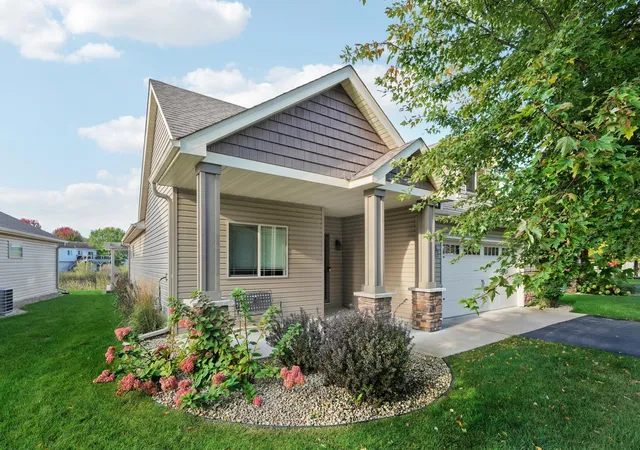 Photo 3 of Single family home for sale at 17946 Grant St NW, Elk River, MN 55330 | MLS# 7164290 | Listing updated on 2026-10-27
