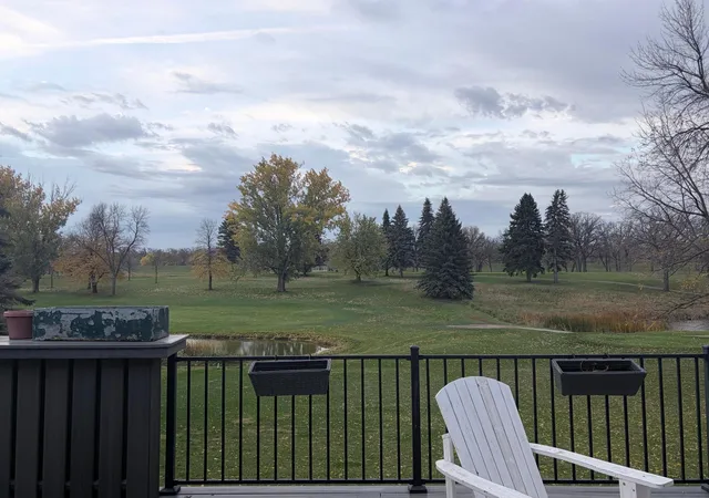 Photo 3 of Townhouse for sale at 423 Caddy Ave, Moorhead, MN 56560 | MLS# 7164297 | Listing updated on 2026-10-27