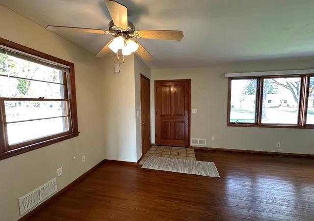 Photo 3 of Single family home for sale at 1301 14th Street S, Moorhead, MN 56560 | MLS# 7164353 | Listing updated on 2026-10-28