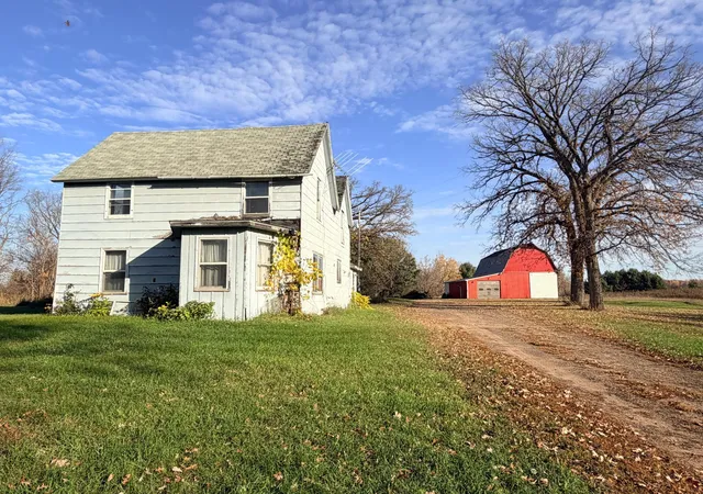 Photo 1 of Single family home for sale at 4349 Canary Rd, Grasston, MN 55030 | MLS# 7164360 | Listing updated on 2026-10-26