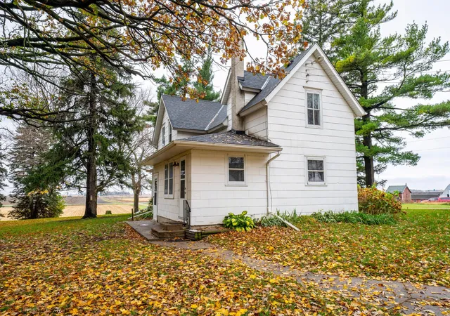 Photo 1 of Single family home for sale at 34813 541st Avenue, Lafayette, MN 56054 | MLS# 7164395 | Listing updated on 2026-10-29