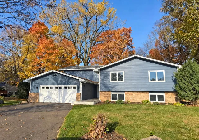 Single family home for sale at 1645 Ranier Cir, Plymouth, MN 55447 | MLS# 7164396