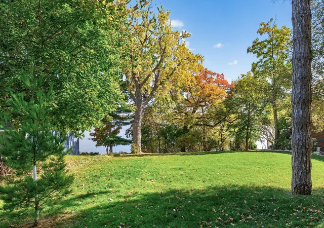 Photo 3 of Sale Pending at 3248 Owasso Hts Rd, Saint Paul, MN 55126 | MLS# 7164423 | Listing updated on 2026-10-29